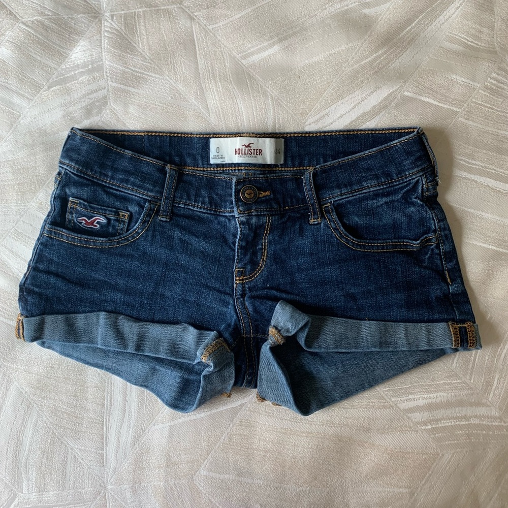 Hollister shorts ❀